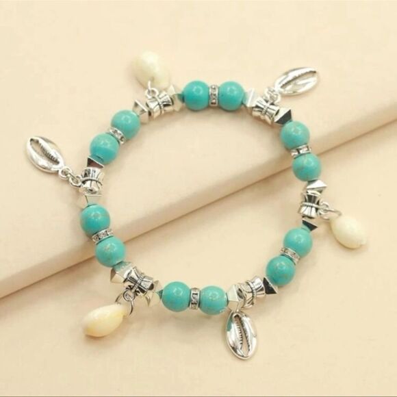Turquoise Beaded Seashell Charm Bracelet- NWT - Picture 4 of 4